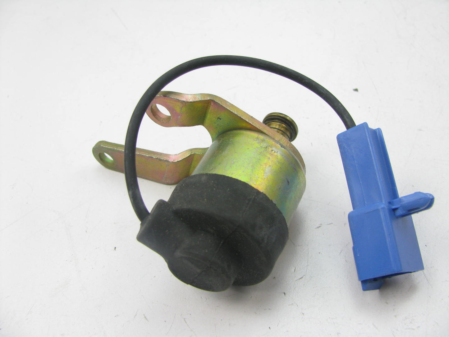 NEW - OUT OF BOX 213-3001 Carburetor Idle Stop Solenoid 1978-83 Ford Holley 1BBL