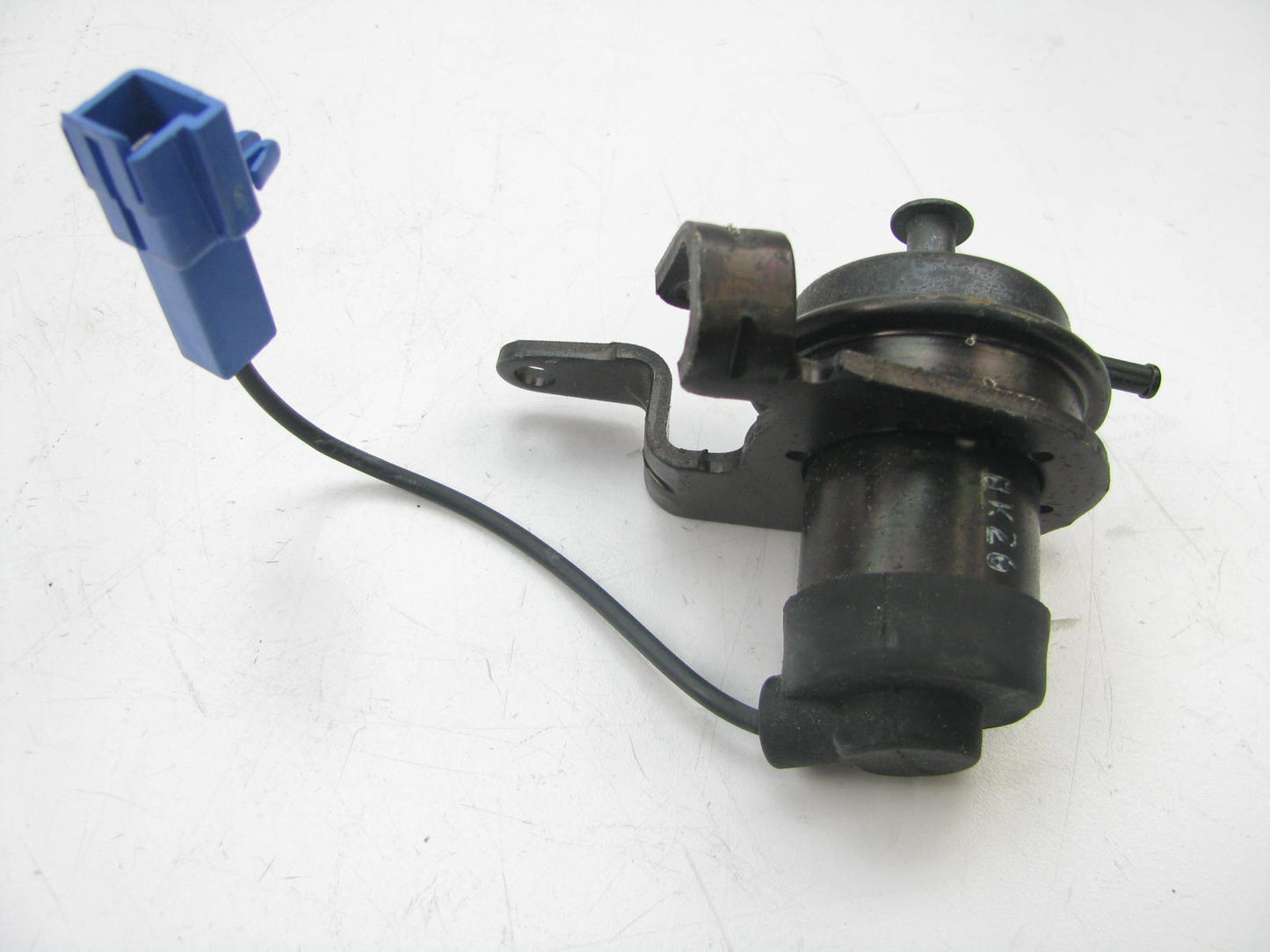 Out Of Box 213-3003 Carburetor Idle Stop Solenoid 1981-83 Ford For Holley 1BBL