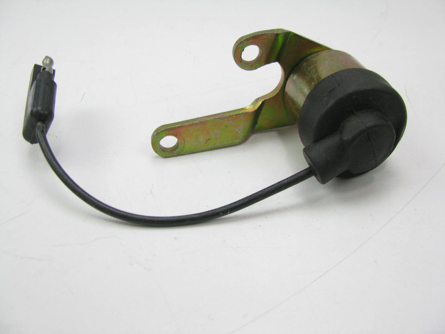 NEW - OUT OF BOX 213-3010 Carburetor Idle Stop Solenoid 1979-82 Ford 200-L6