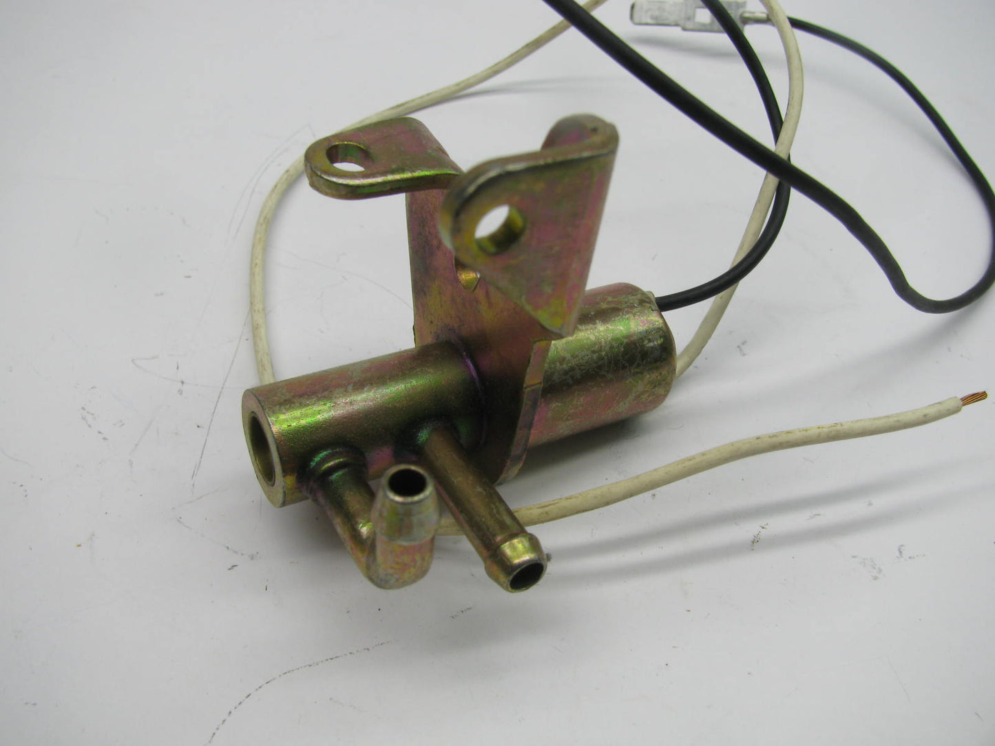 NEW - OUT OF BOX 213-3128 Carburetor Fuel Bowl Vent Solenoid
