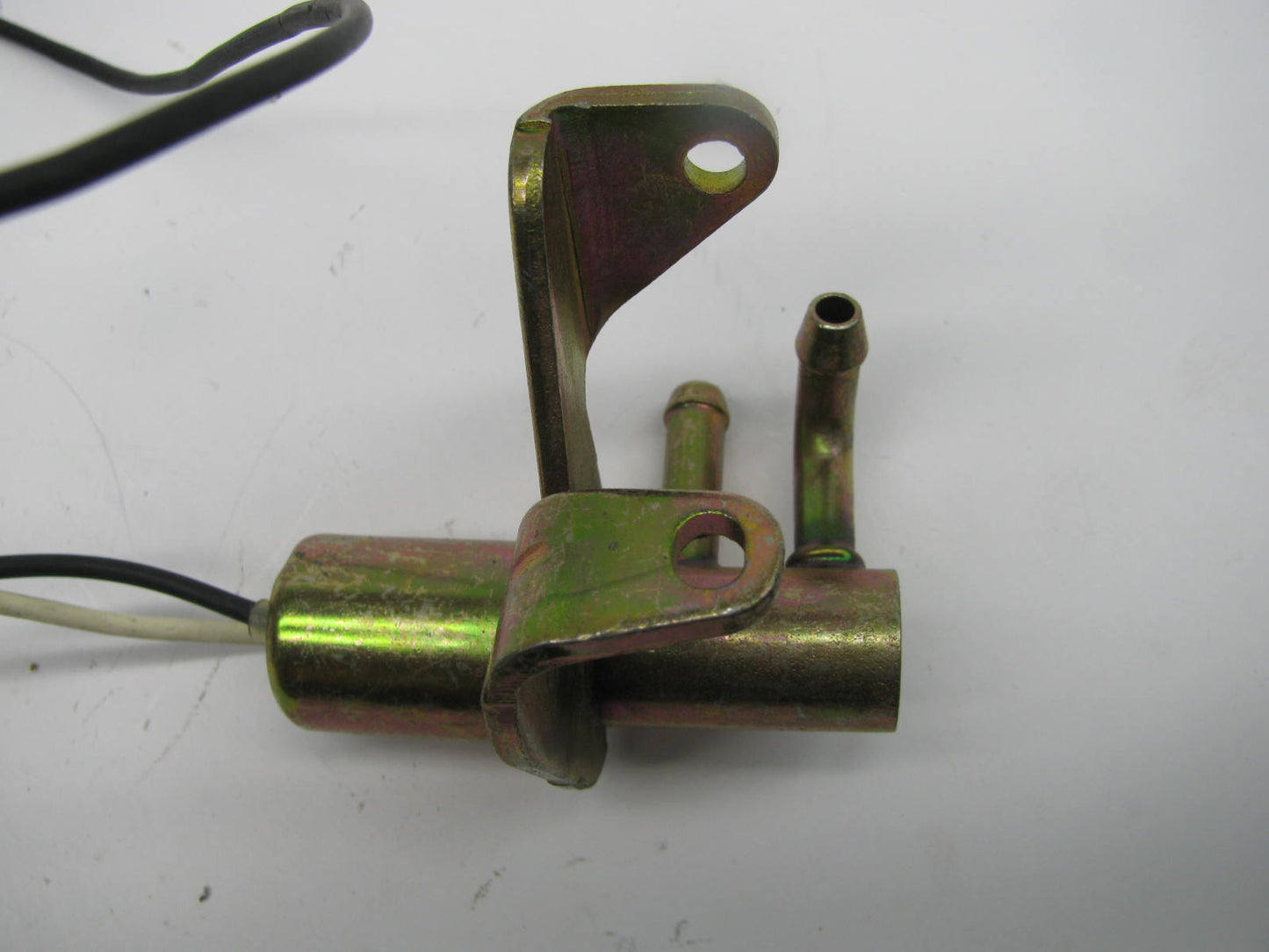 NEW - OUT OF BOX 213-3128 Carburetor Fuel Bowl Vent Solenoid
