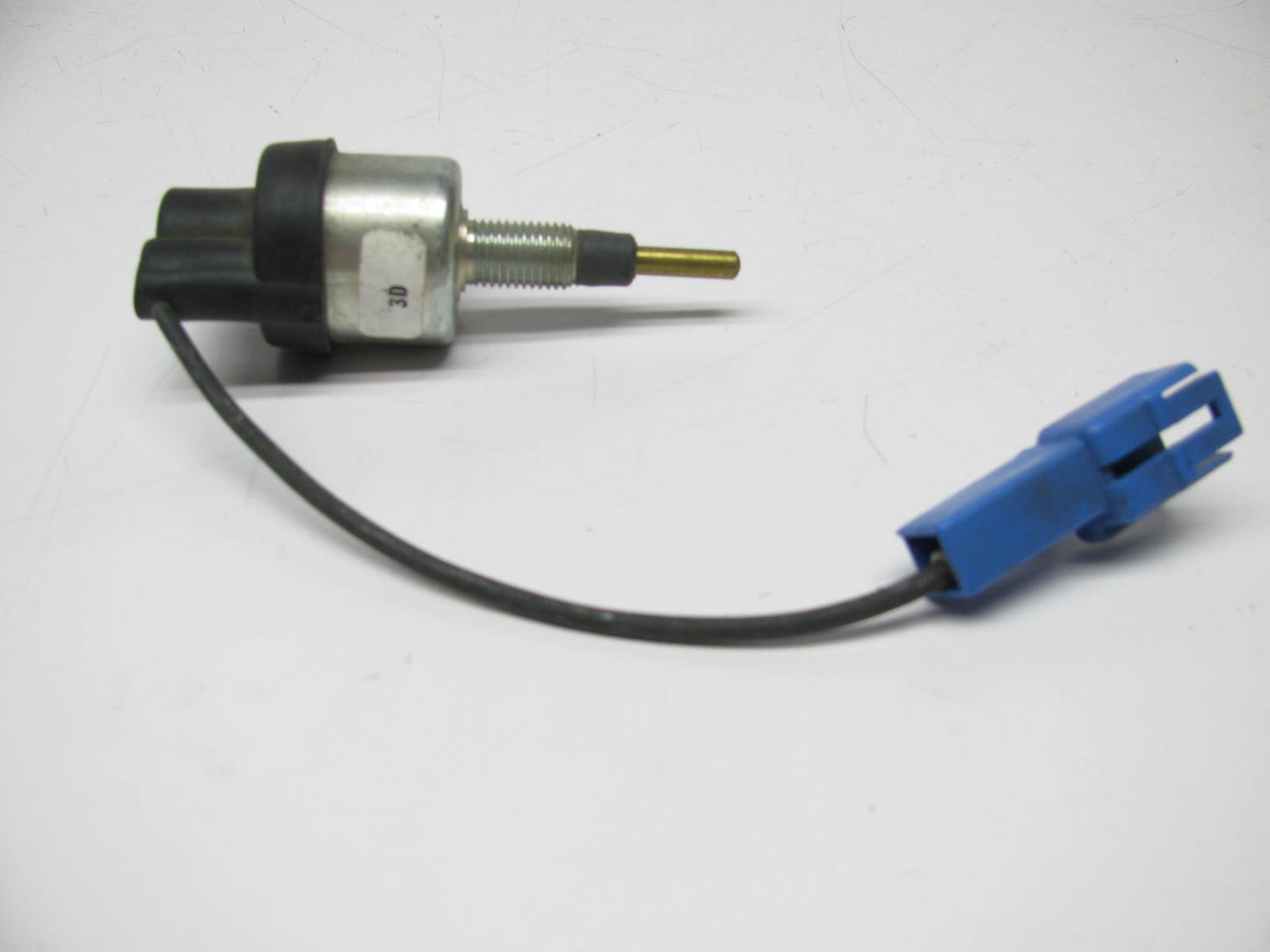 1982-1983 FORD 4.9L 300 Truck I6 CARTER 1-BBL Carburetor Idle Stop Solenoid