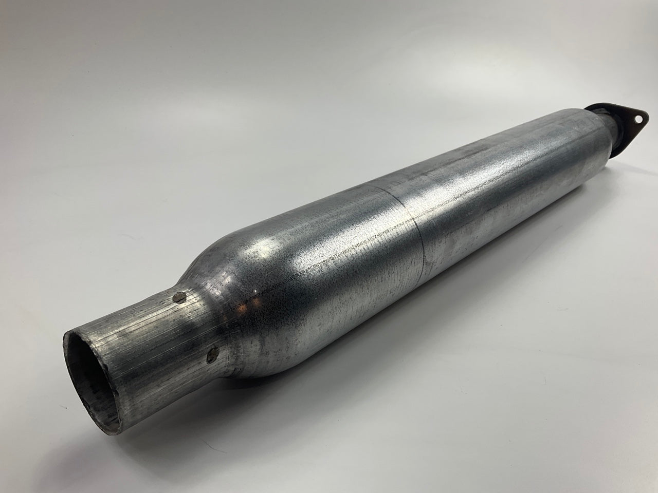 NEW - OUT OF BOX - WALKER 21398 Exhaust Resonator