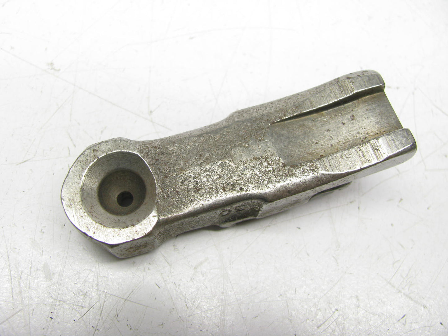 (8) NEW UNBOXED - 214-2113 Engine  Rocker Arms For 1981-1987 Chrysler 2.2L 2.5L