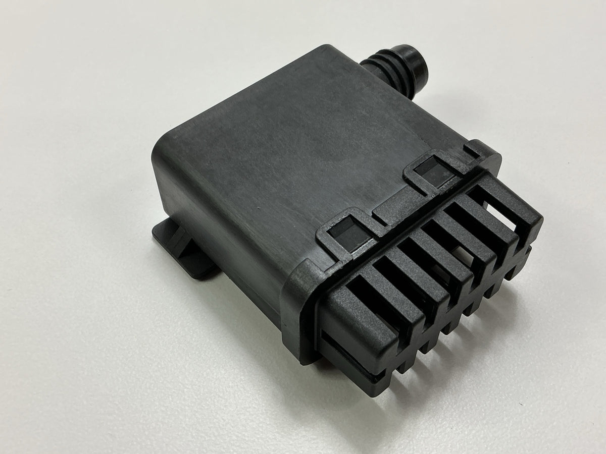 NEW UNBOXED 215-686 Fuel Vapor Canister Vent Filter