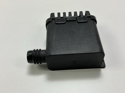 NEW UNBOXED 215-686 Fuel Vapor Canister Vent Filter