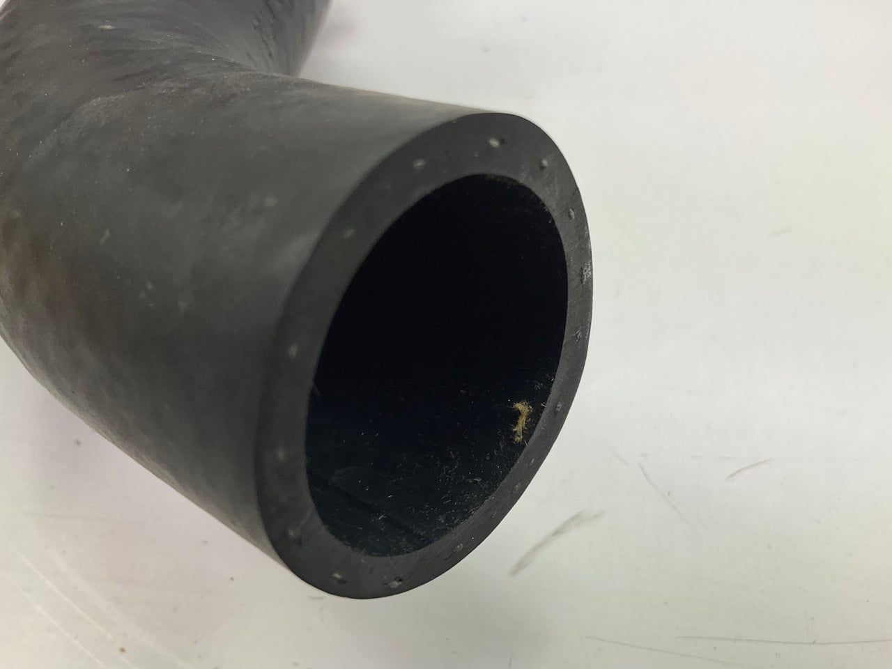 NEW - OUT OF BOX 21501-N6000 Radiator Coolant Hose - MADE IN JAPAN