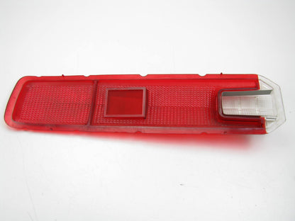 NOS 1971-1972 TOYOTA CORONA 4-DOOR SEDAN RIGHT SIDE Tail Light Lamp Lens JDM