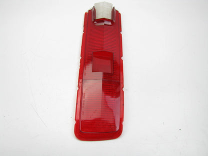 NOS 1971-1972 TOYOTA CORONA 4-DOOR SEDAN RIGHT SIDE Tail Light Lamp Lens JDM