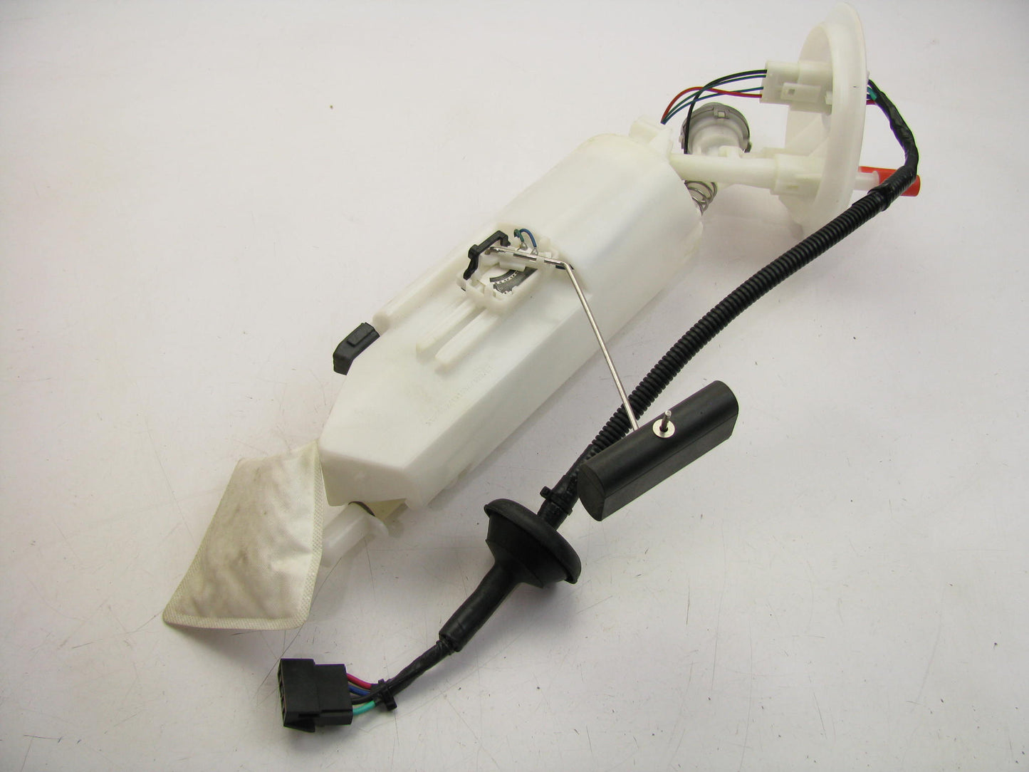 2202-19682 Fuel Pump Module For 96-98 Sebring, 95-97 Cirrus, Stratus