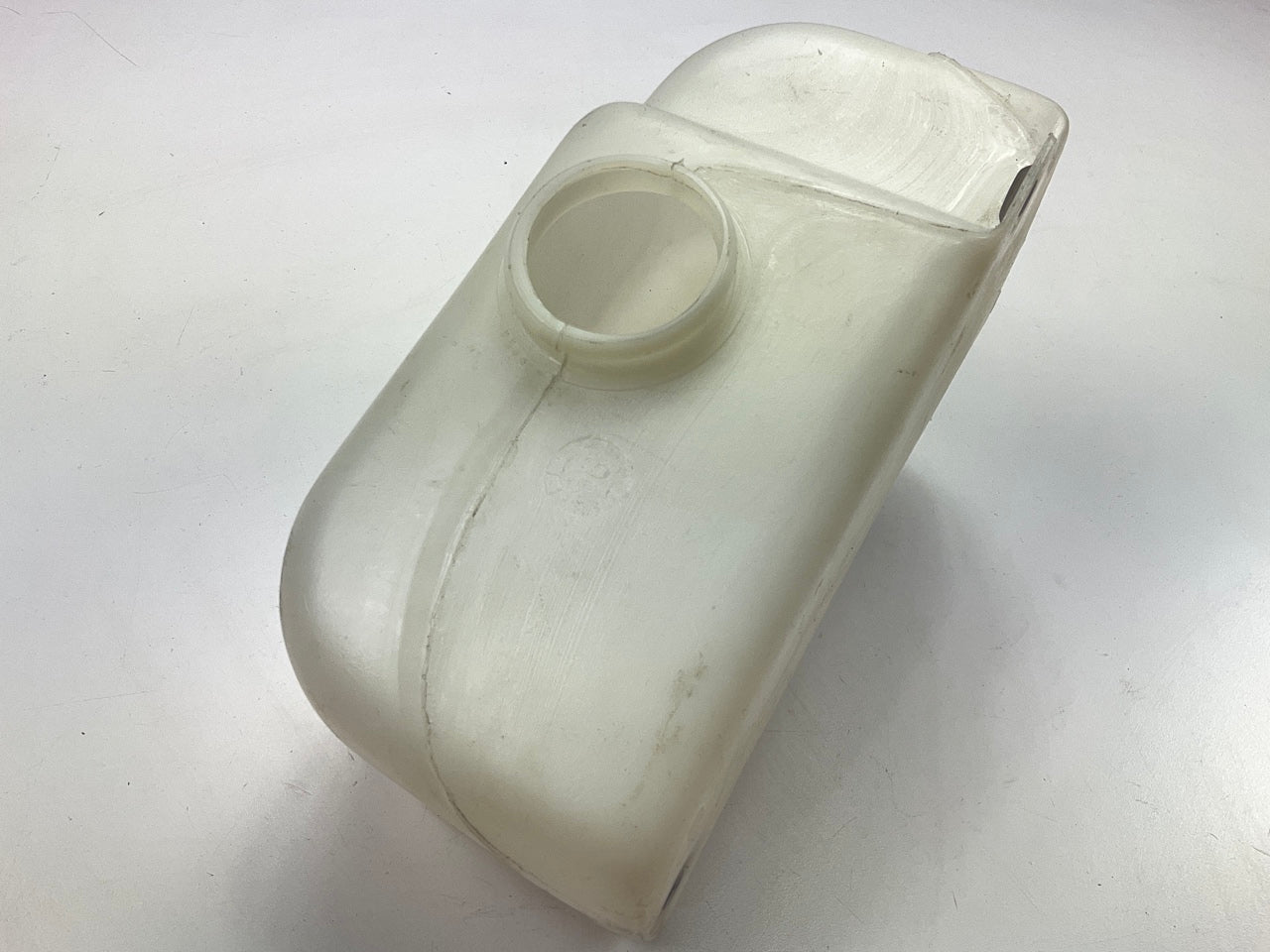 NEW OUT OF BOX - 22029968 Windshield Washer Bottle Reservoir Tank W/O Cap