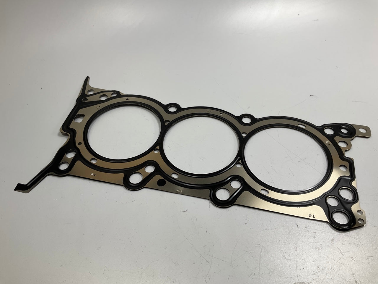 NEW - UNBOXED OEM 223113C240 Right Cylinder Head Gasket For 2006-11 Hyundai 3.8L