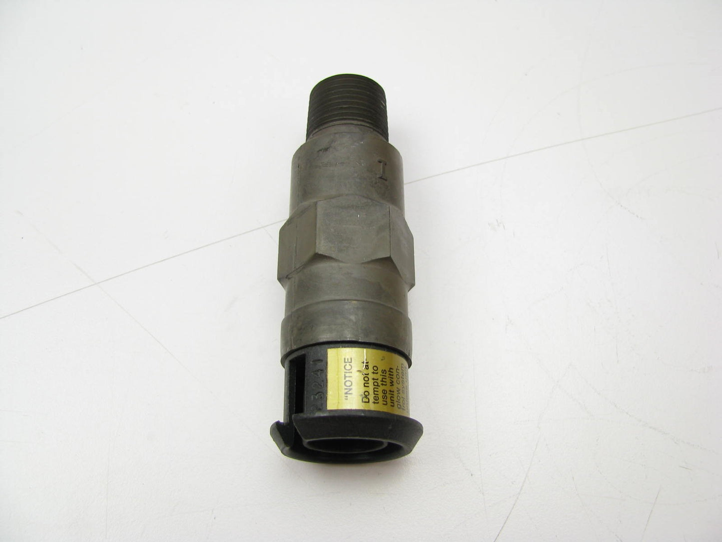 NEW - OUT OF BOX - OEM GM 22514724 Diesel Glow Plug Controller Switch