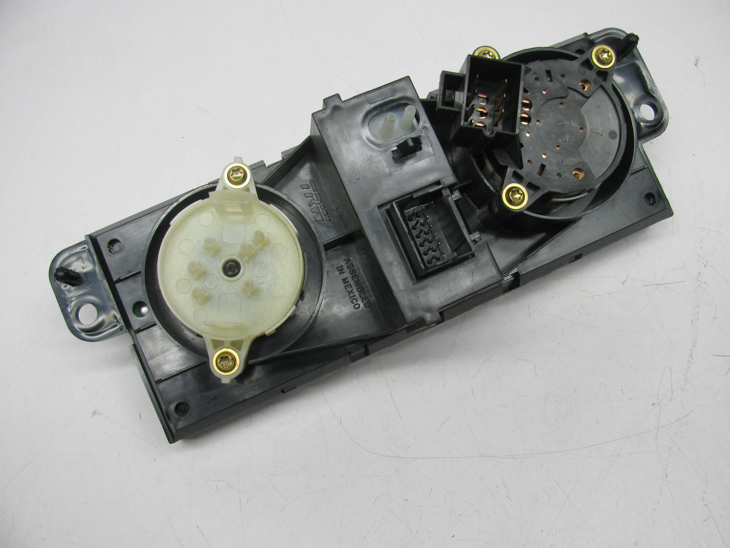 NEW OUT OF BOX GM 22626483 HVAC A/C Heater Control Panel Climate Control Switch