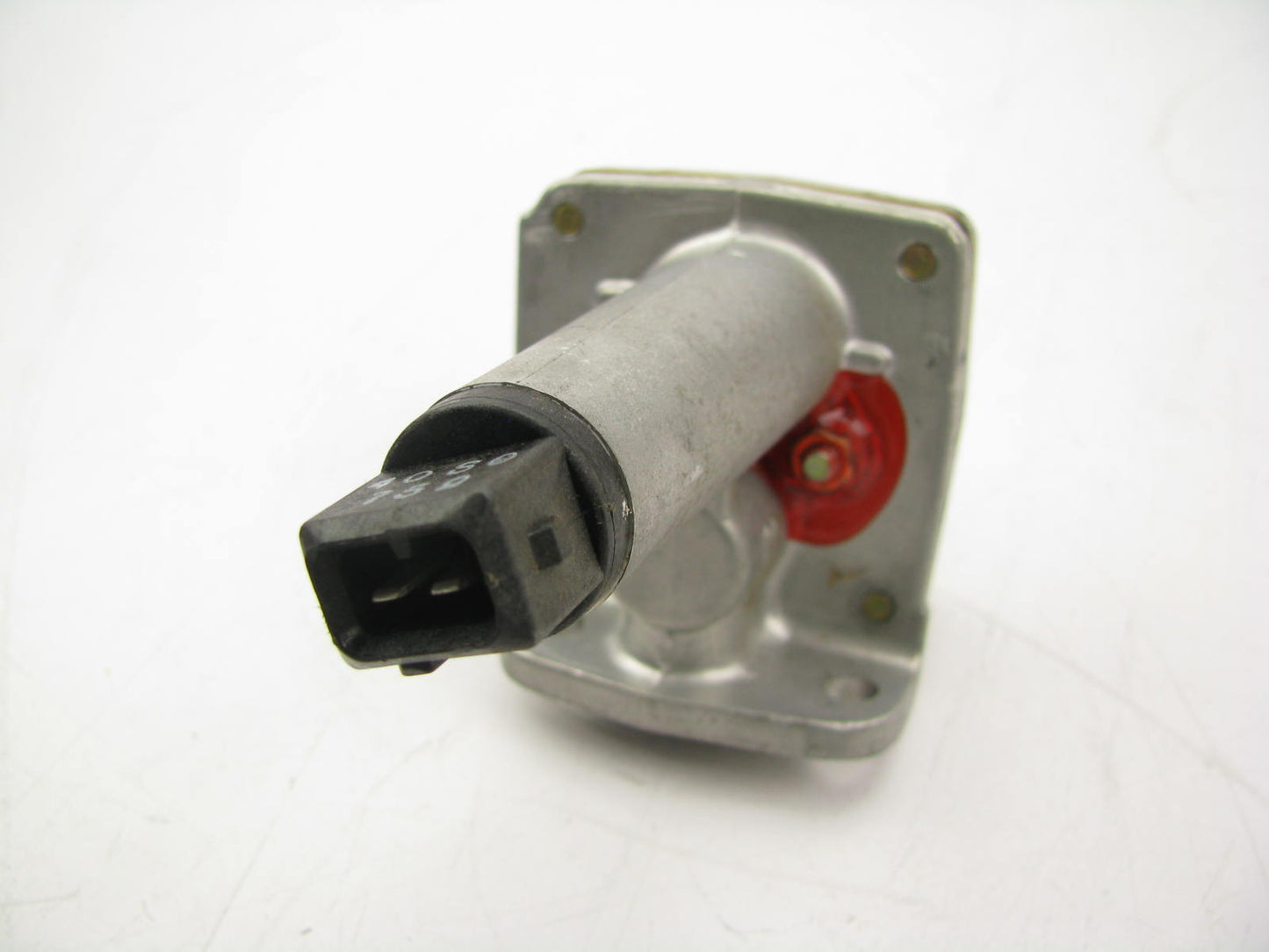 NEW - OUT OF BOX OEM  22660-v6210 Idle Air Control Valve IAC For Nissan 3.0L-V6