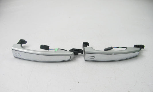 (2) UNBOXED GM Rear Outside Passive Entry Door Handle 22759564 Silver W/ Chrome