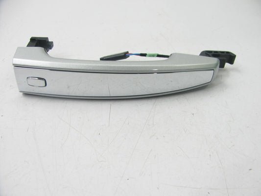 UNBOXED OEM GM Rear Exterior Passive Entry Door Handle 22759564 Silver W/ Chrome