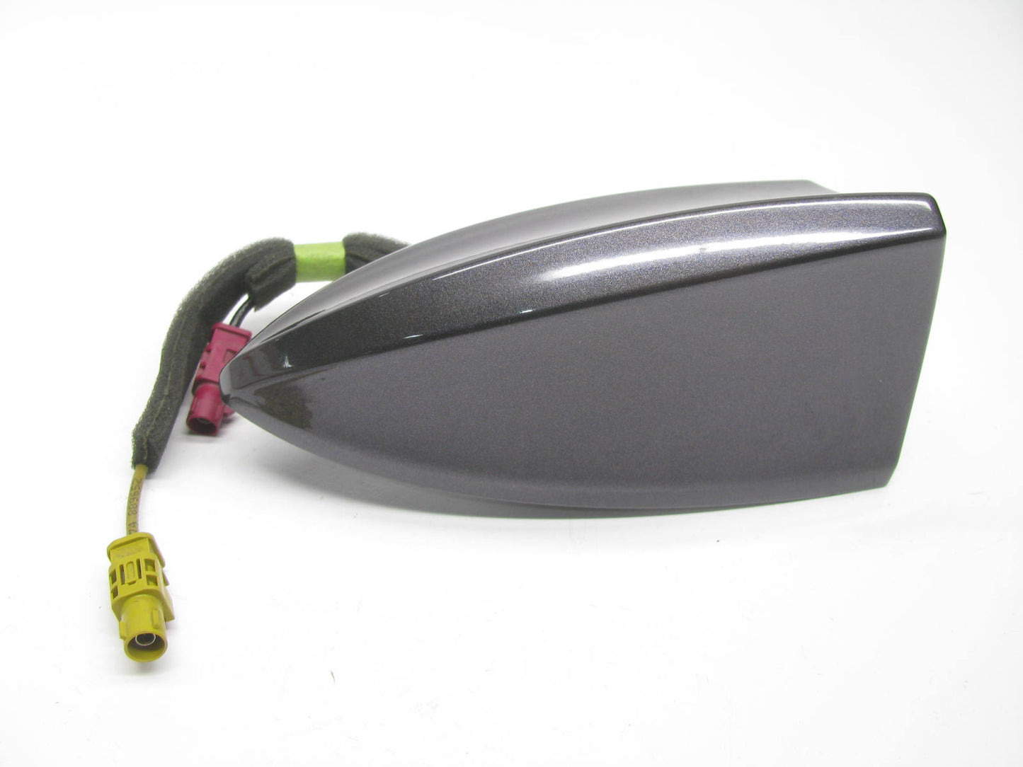 NEW UNBOXED OEM GM Grey Metallic Shark Fin Antenna For 13-15 Malibu 22790990