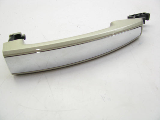 NEW GM Exterior Door Handle Front Or Rear 22793193 Champagne Silver Metallic
