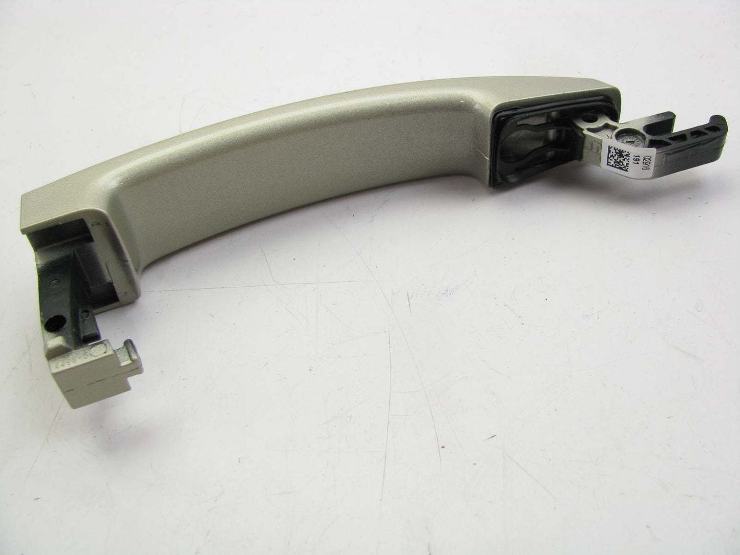 NEW GM Exterior Door Handle Front Or Rear 22793193 Champagne Silver Metallic