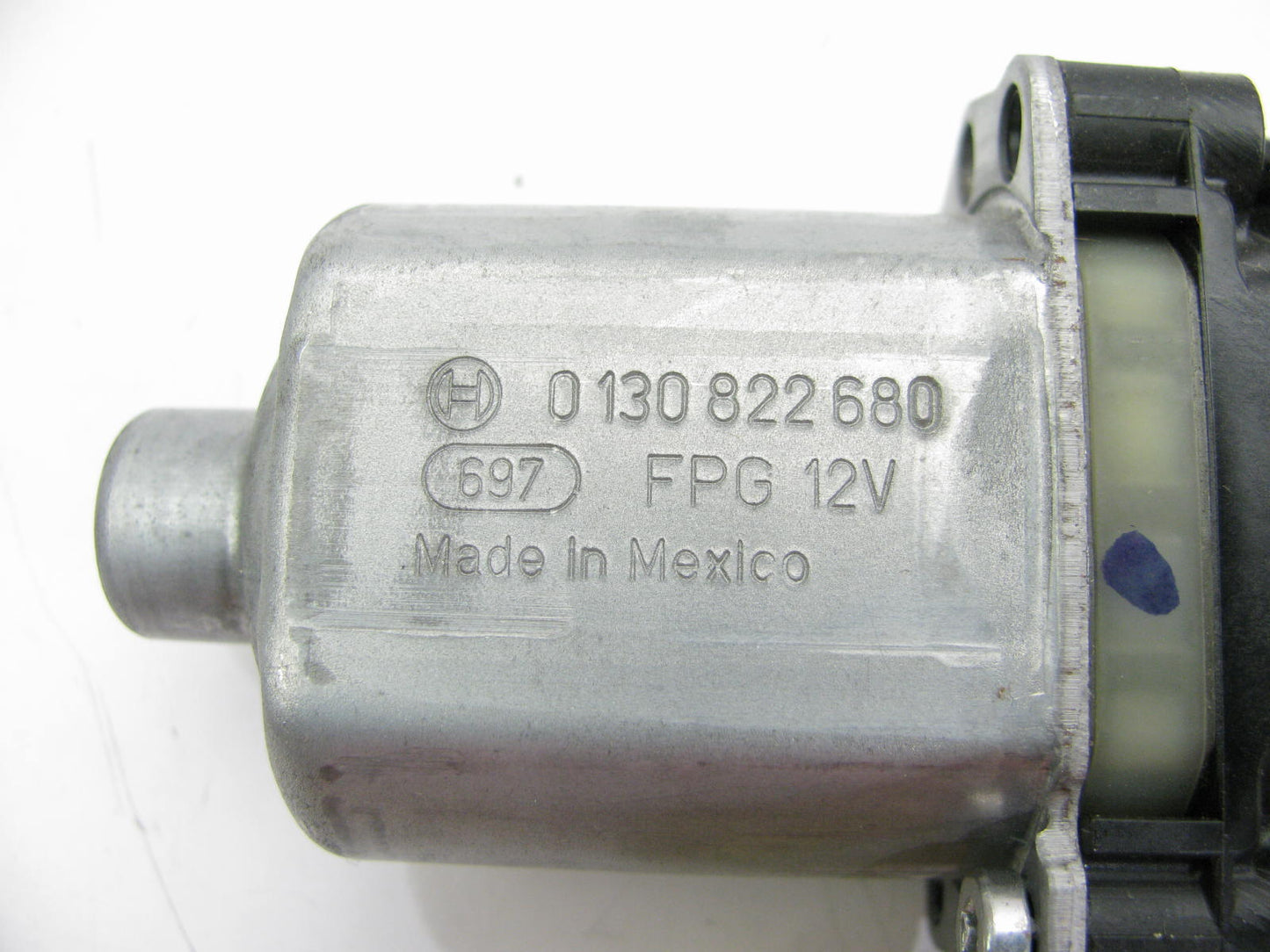 NEW - OUT OF BOX 22823480 Power Window Motor - Front Right / Rear Right