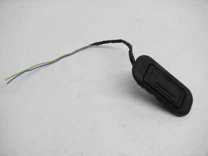 OEM  GM Liftgate Tailgate Hatch-Release Button Switch 22864426 - NO PLUG