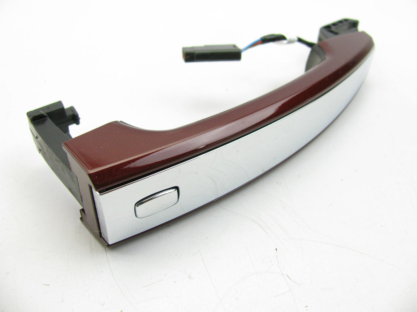 UNBOXED OEM Front Exterior Passive Entry Door Handle 22904469 Dark Red W/ Chrome