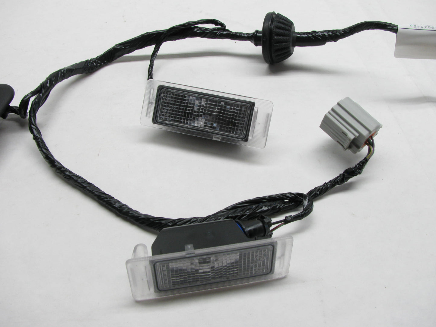 NEW UNBOXED License Plate Lamp, Liftgate Trunk Switch W/ Harness OEM GM 22953454
