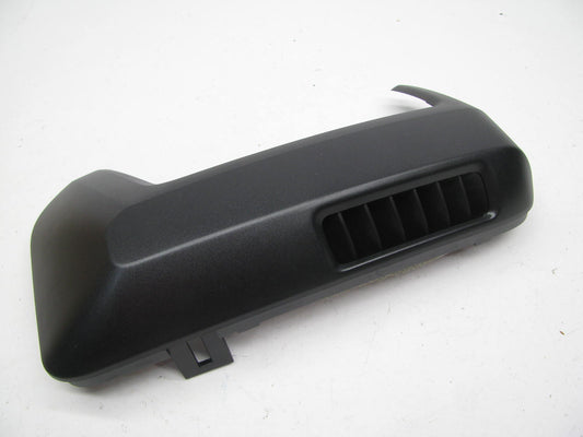 NEW - OUT OF BOX  OEM GM 23103892 Right Side Dash Trim Molding Panel Vent Bezel