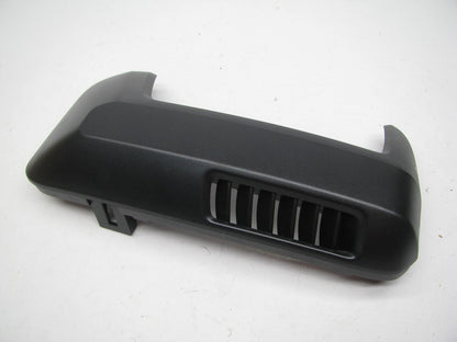 NEW - OUT OF BOX  OEM GM 23103892 Right Side Dash Trim Molding Panel Vent Bezel