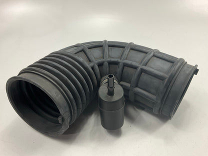 NEW 14-15 Chevrolet Camaro 7.0L Z28 Air Cleaner Outlet Duct Air Hose 23164576