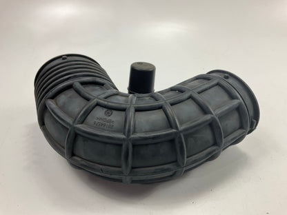 NEW 14-15 Chevrolet Camaro 7.0L Z28 Air Cleaner Outlet Duct Air Hose 23164576