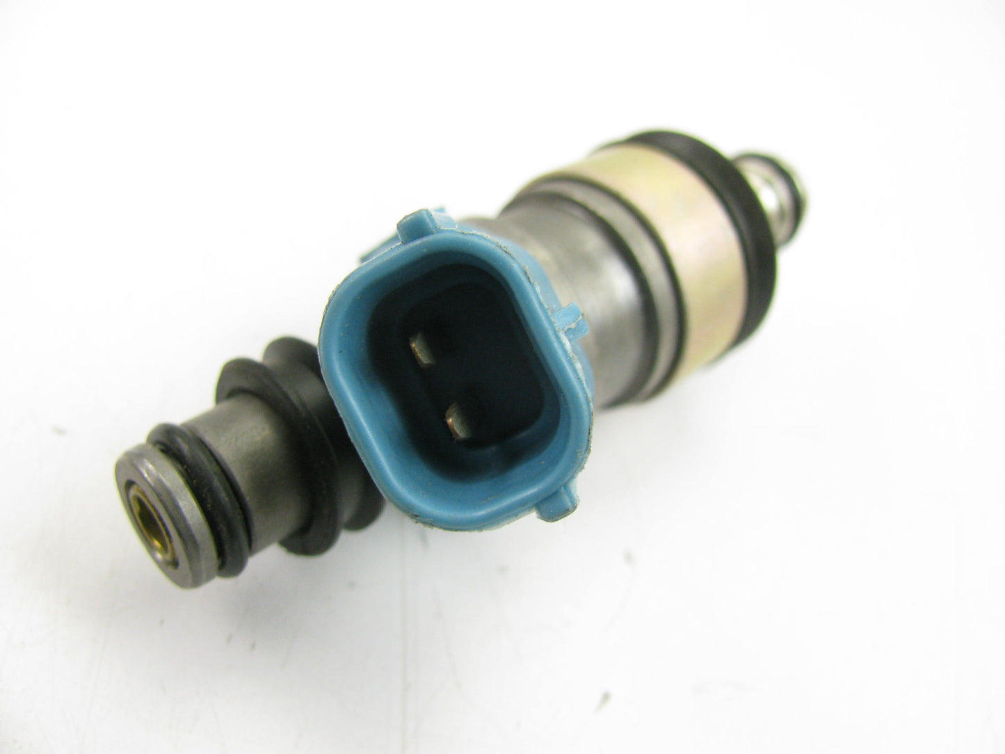 NEW UNBOXED Denso 23250-20010 Fuel Injector