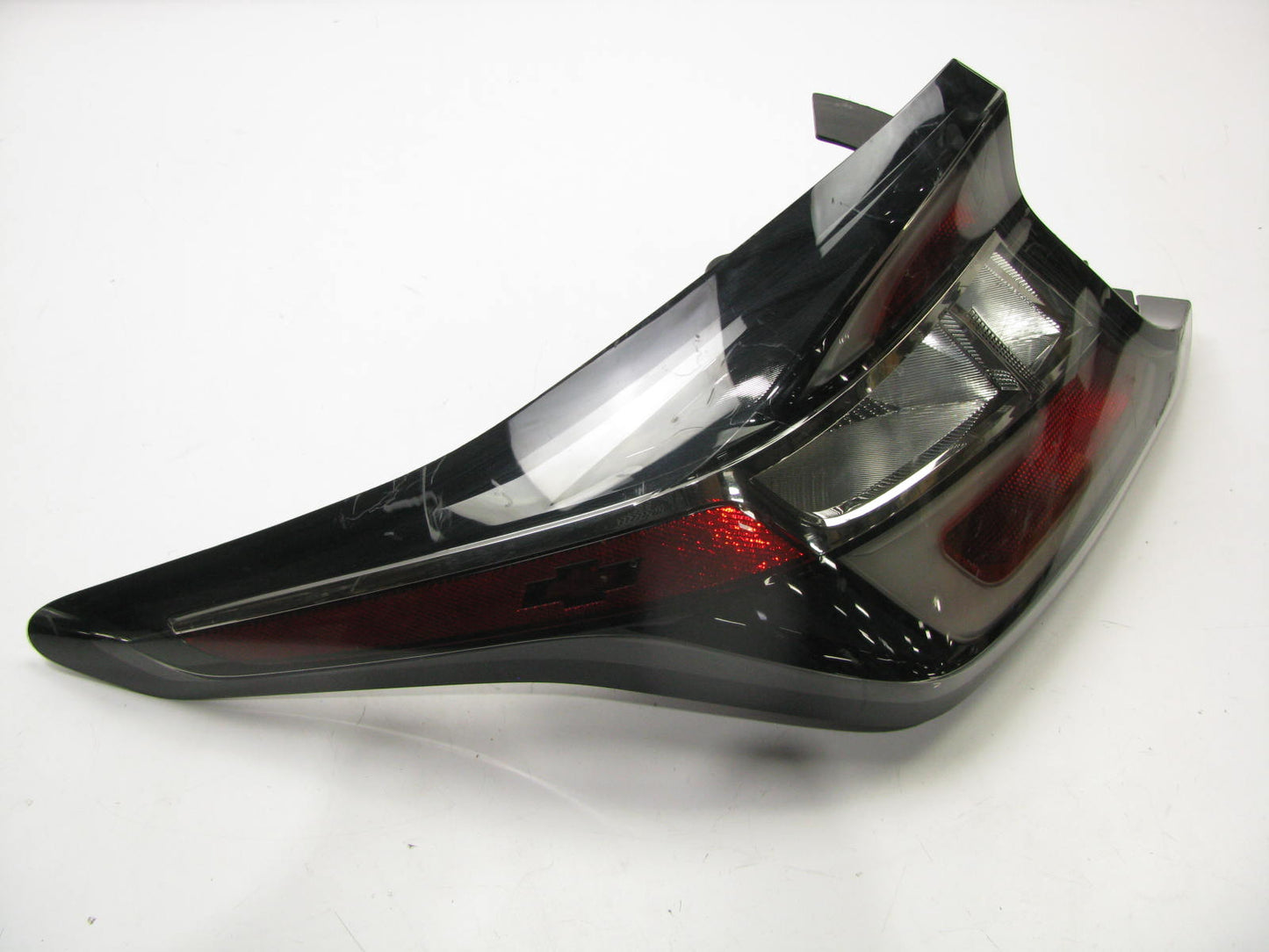 USED OEM 2016-2019 Chevrolet Volt Left Driver Side TailLight Lamp 23413608