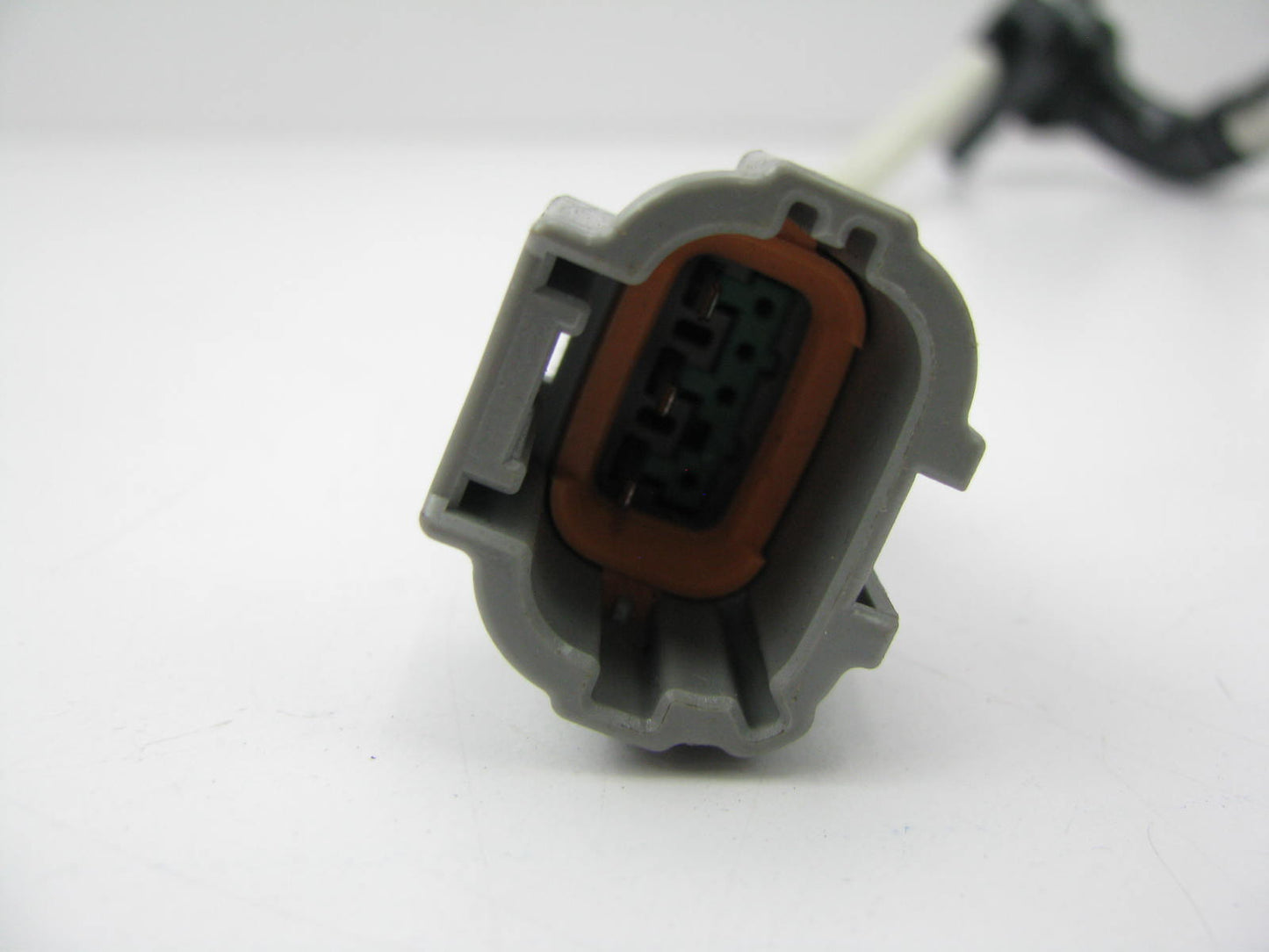 NEW - OUT OF BOX 23731-6P105 Camshaft Variable Timing Sensor For 99-00 Q45 4.1L
