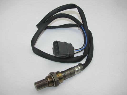 NEW - OUT OF BOX WALKER 250-23109 Oxygen O2 Sensor - Upstream Left