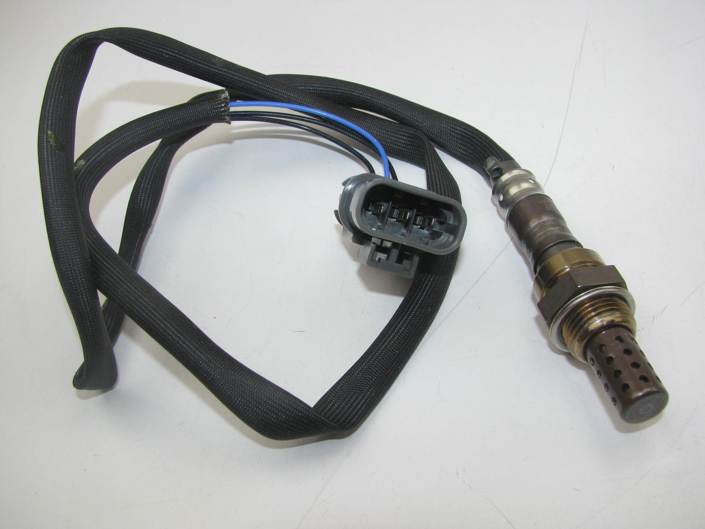 NEW - OUT OF BOX WALKER 250-23109 Oxygen O2 Sensor - Upstream Left