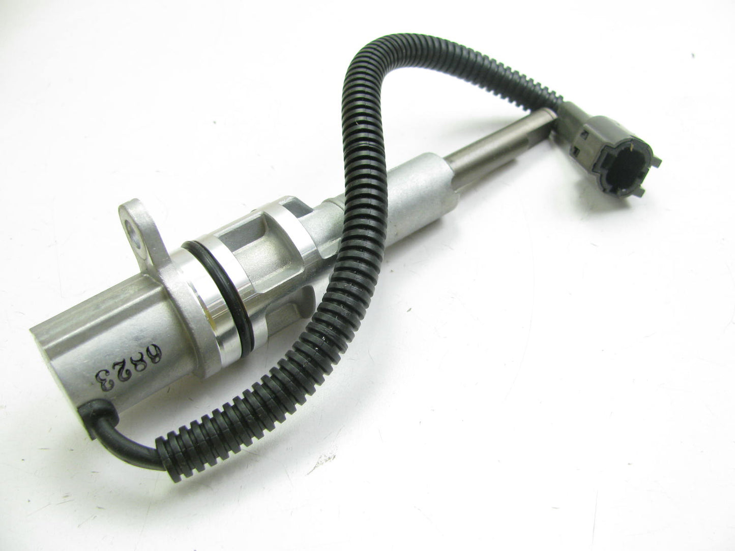 NEW UNBOXED OEM 25010-75P00 Speed Sensor For 1993-1997 Nissan Pickup RWD M/T