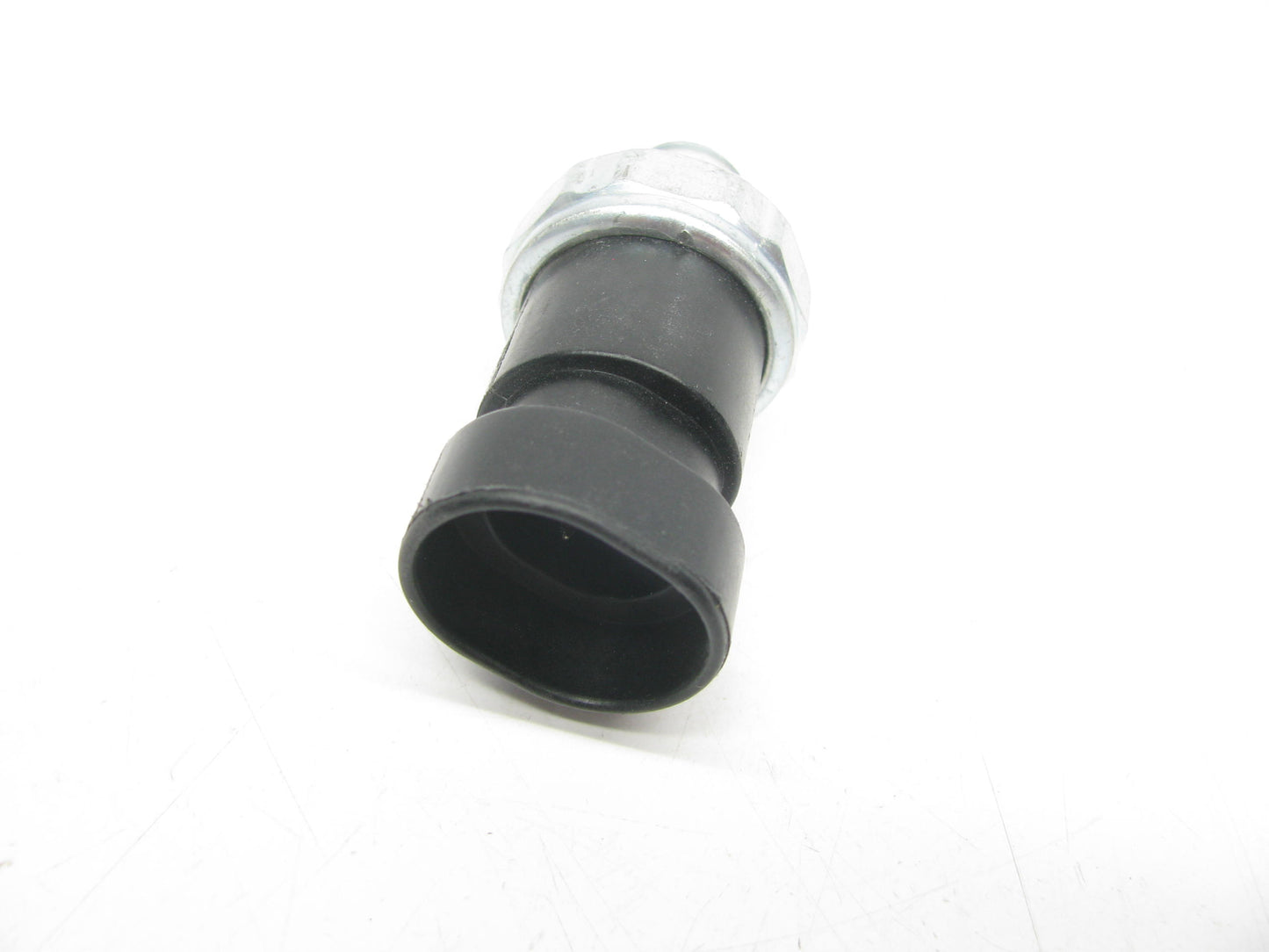 NEW - OUT OF BOX GM 25036853 Oil Pressure Switch Sending 1-Pin