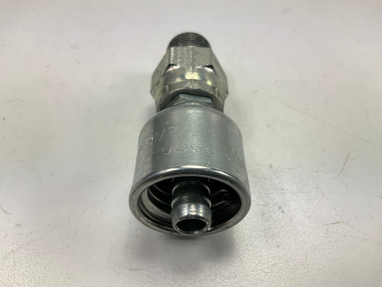 UNBOXED 25105-0606 3/8'' X 2.81'' Male Pipe Swivel NPTF W/O 30° Cone Seat Fitting