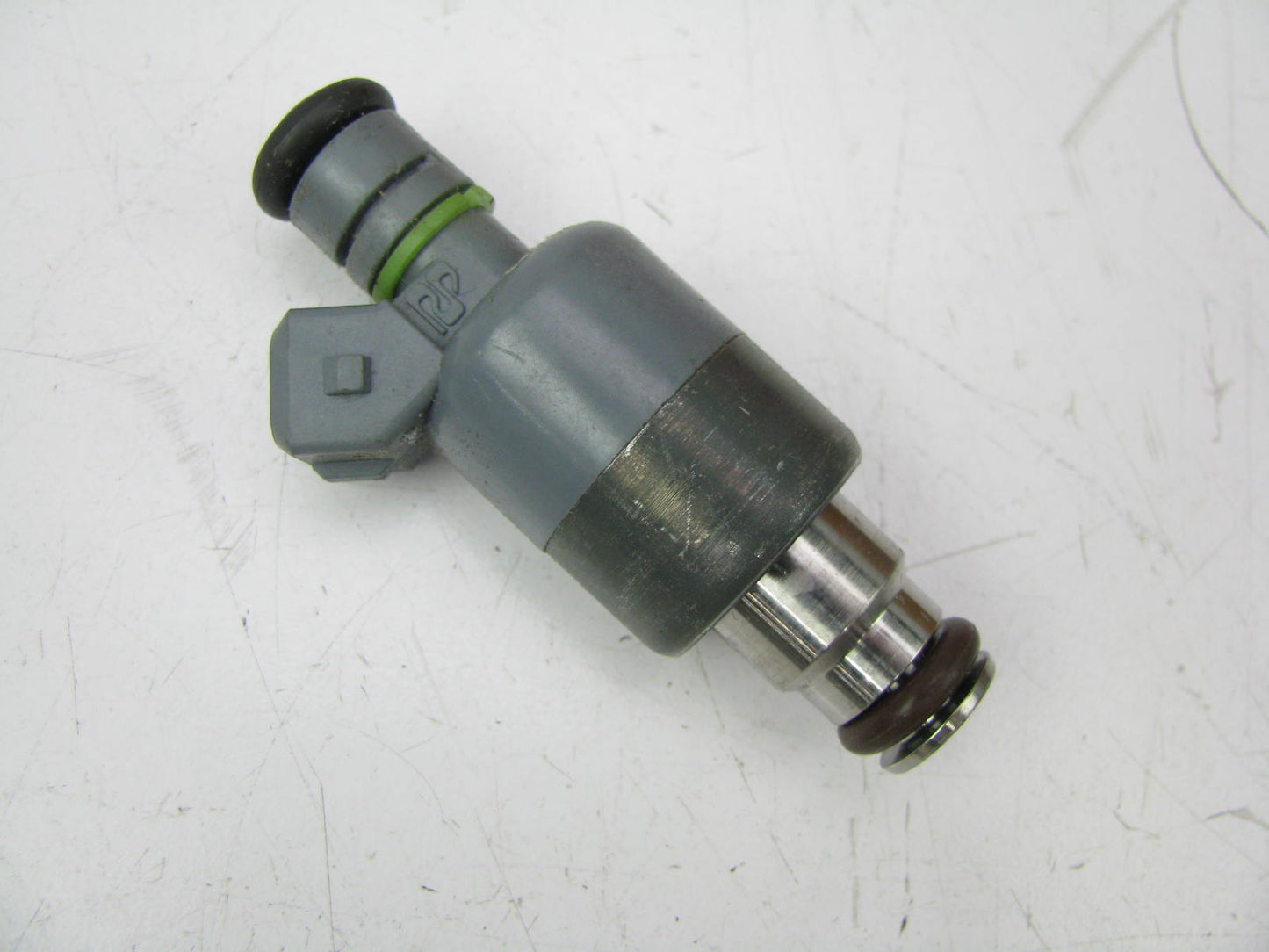 NEW - OUT OF BOX 25173863 Fuel Injector 1996-1997 GM 3.4L-V6