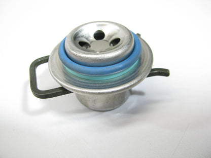 NEW - OUT OF BOX - OEM GM 25342745 Fuel Injection Fuel Pressure Damper Dampner
