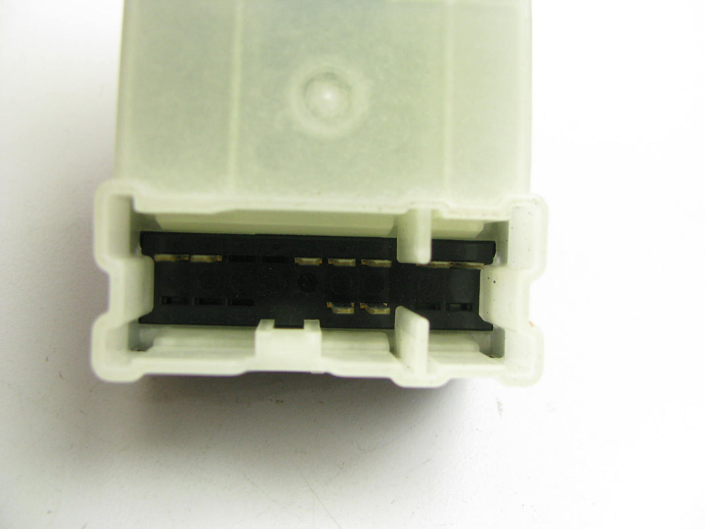 NEW - OUT OF BOX - Front Right Power Window Switch For 2007-2012 Nissan Altima