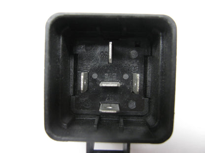 NEW - OUT OF BOX OEM 25553347 GM Engine Cooling Fan Relay 15-8386