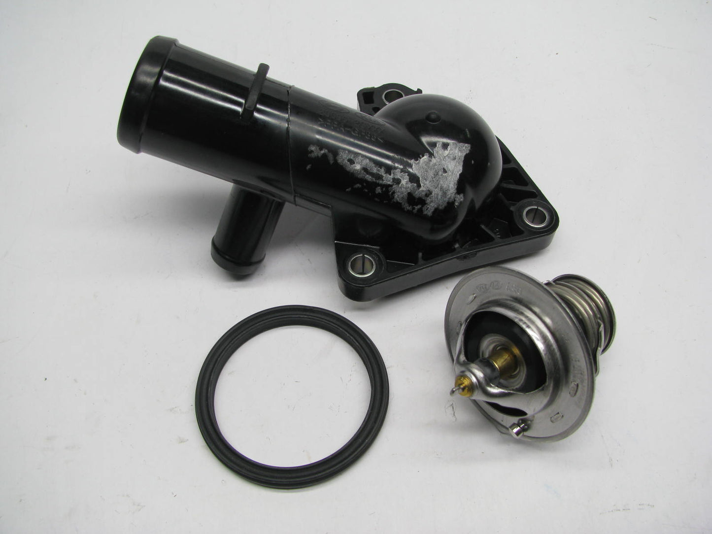 NEW UNBOXED Coolant Water Outlet Cover & Thermostat OEM For 10-13 Forte 2.0L