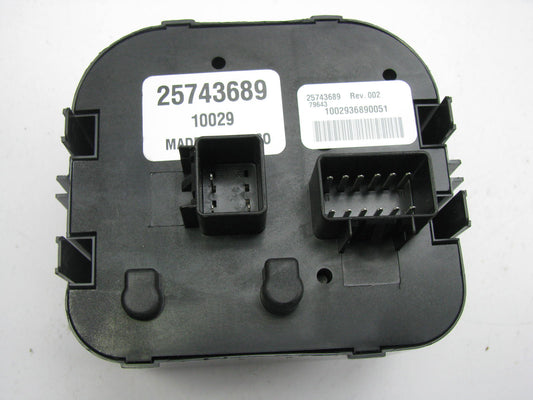 NEW - OUT OF BOX - OEM GM 25743689 Headlamp Headlight Switch