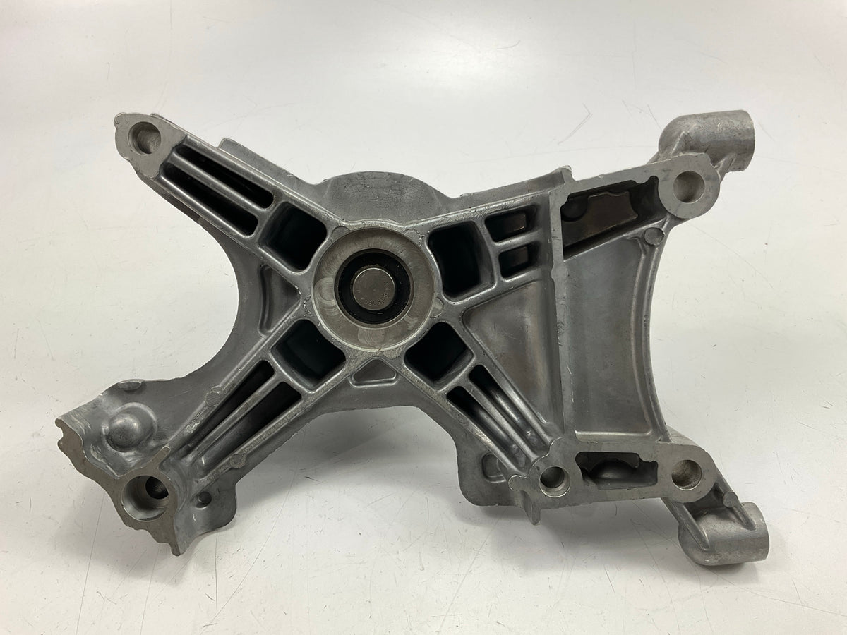 NEW UNBOXED Engine Cooling Fan Pulley Bracket 2580004-R - Toyota 4.7L V8