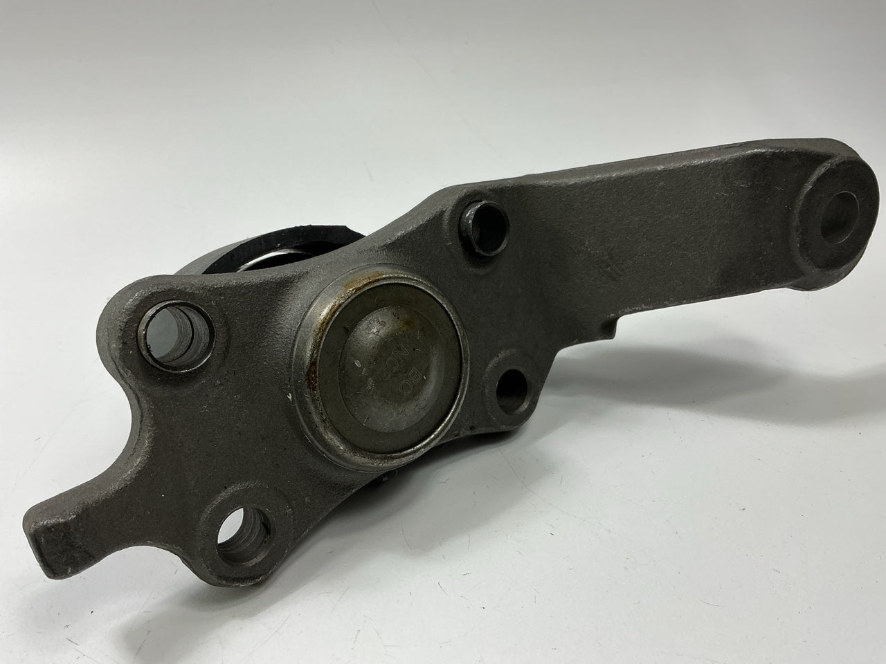 NEW - UNBOXED - 260-1633 Front Right Lower Suspension Ball Joint -  04-06 Tundra
