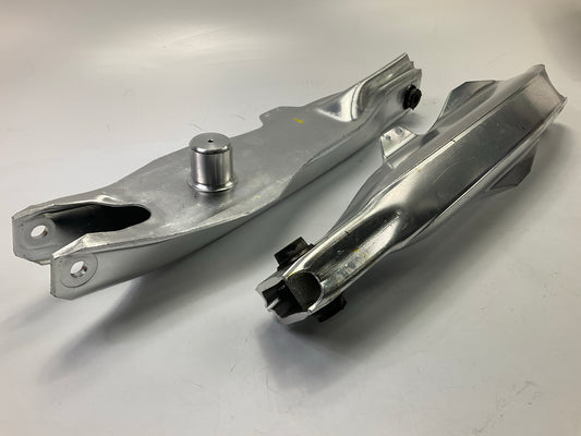 (2) NEW 2606468 Rear Lower Rearward Control Arms - 2007-2009 Saturn Aura