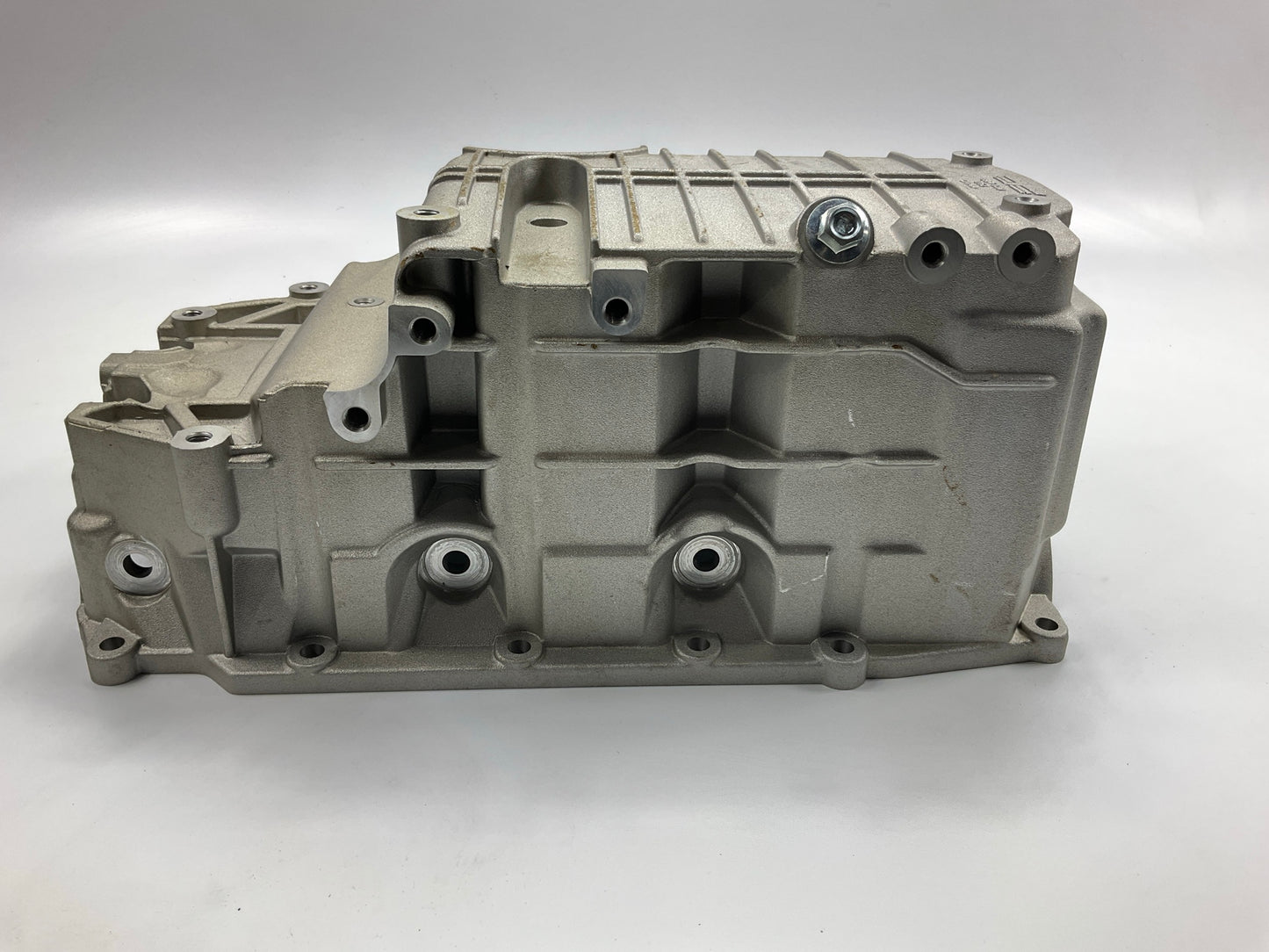 NEW - OUT OF BOX 264-330 Engine Oil Pan For 2008-2011 GM 3.5L 3.9L-V6